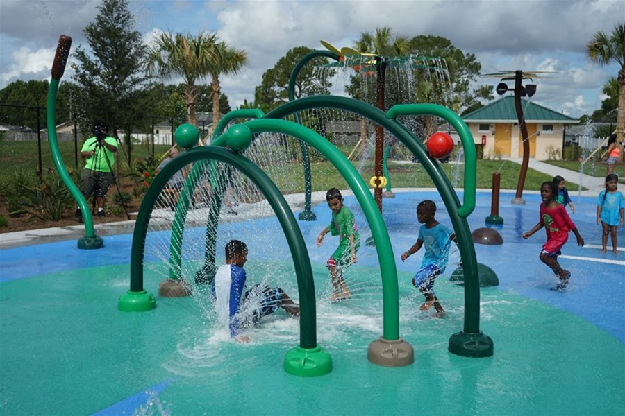 El Yunque Splash Pad Opens in Buenaventura Lakes