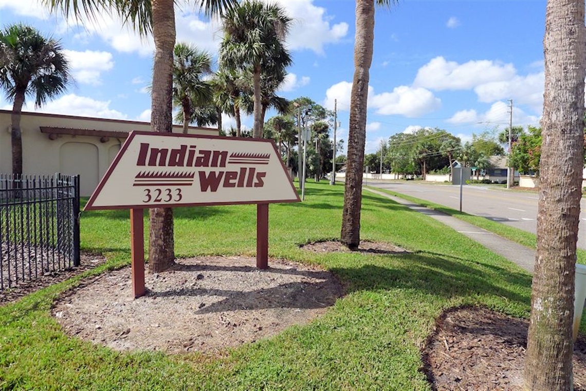 indian-wells-polynesianisles.jpg